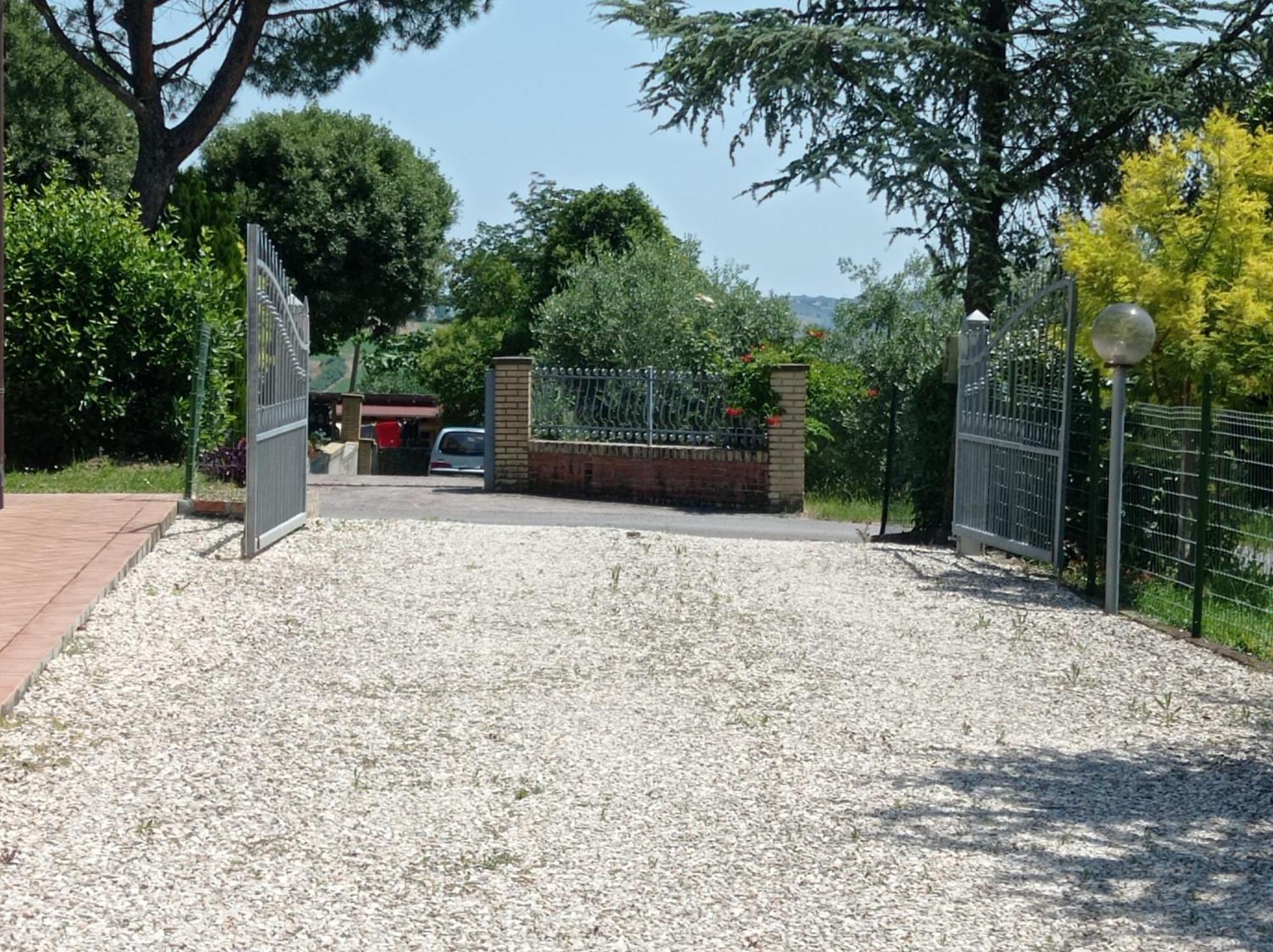 Valdiveltrica Villa Mondavio Exterior photo